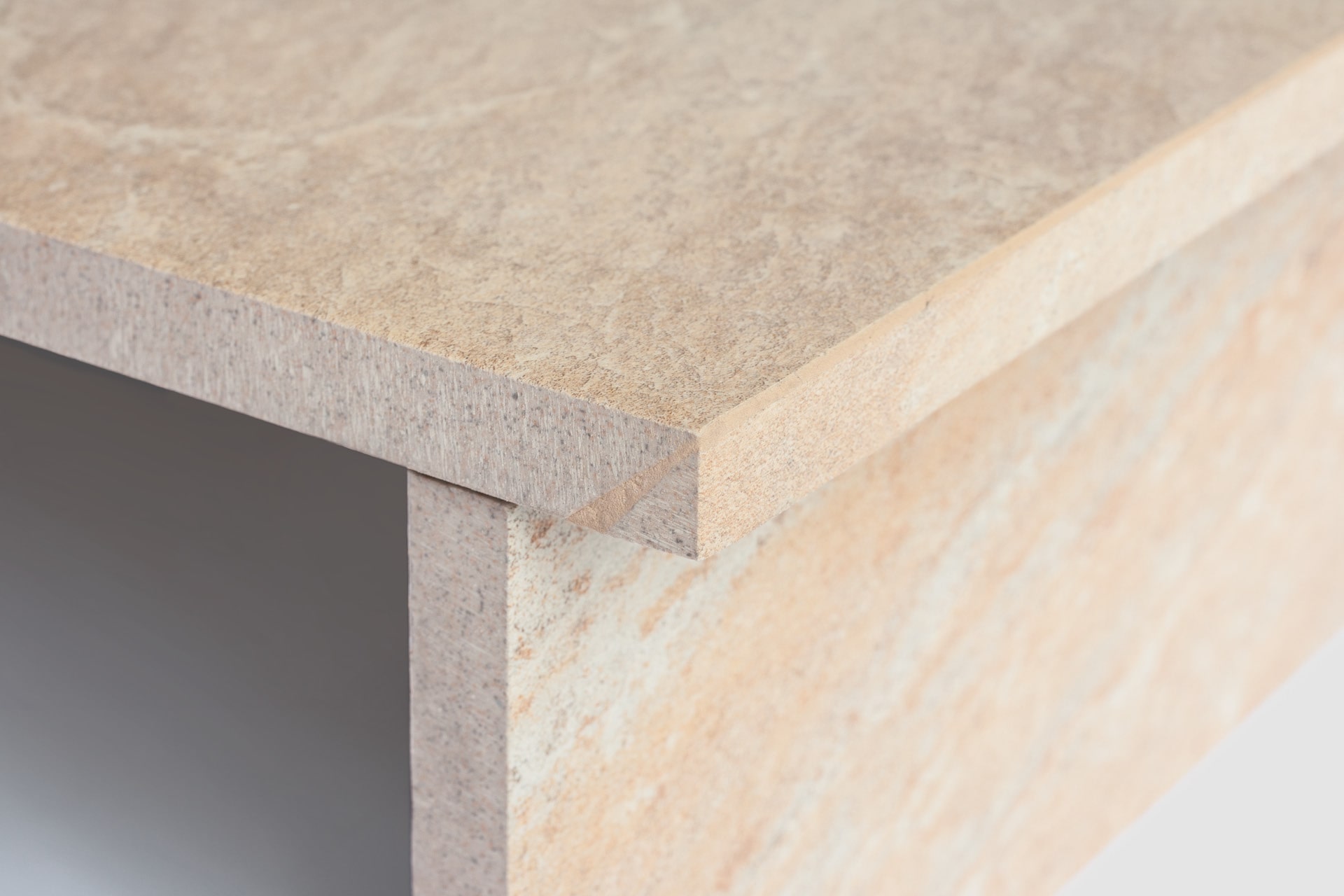Emperor®-Trittstufe-Poolplatte Emperor®-Trittstufe-Poolplatte